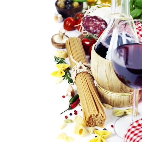 Ιταλικό φαγητό και κρασί — Φωτογραφία Αρχείου