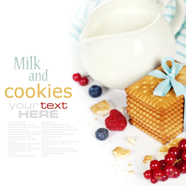 Mléko a sušenky — Stock fotografie