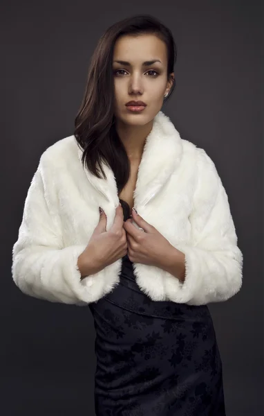 Elegant fashionable woman in fur — Stock Photo, Image