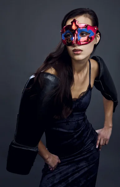 Ritratto ravvicinato di donna sexy in maschera partito . — Foto Stock