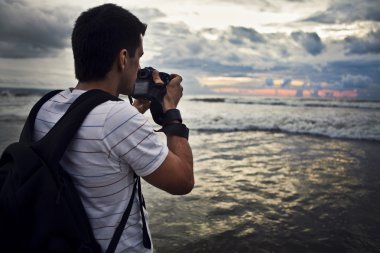 digital fotoğraf makinesi ile seyahat fotoğrafçı