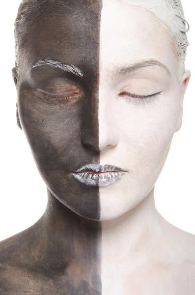 Retrato de mulher em preto e branco maquiagem — Fotografia de Stock