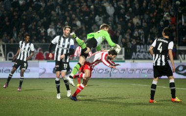 Paok and Olympiakos (0-2) clipart