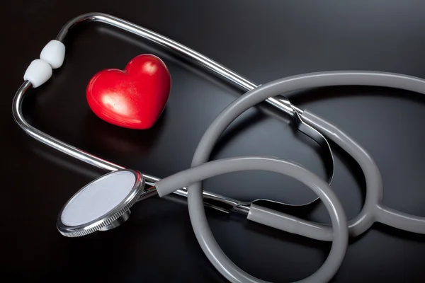 Stetoskop & červené srdce — Stock fotografie