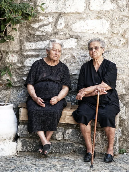 Typical old ladies in Pirgi of Chios island - Greece — Stock Photo, Image