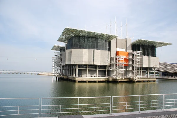 현대 해양 수족관에서 리스본, 포르투갈 건물 — 스톡 사진