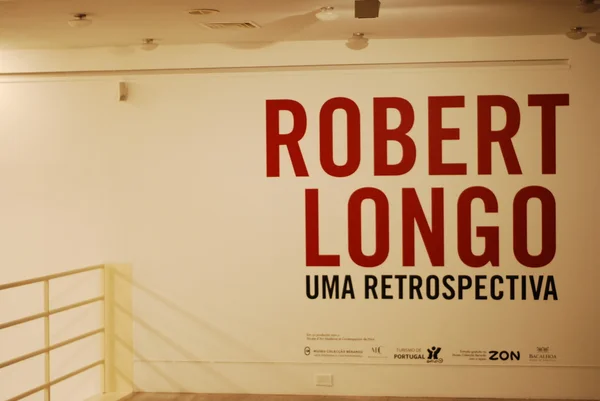 Robert longo ausstellung im ccb, portugal — Stockfoto