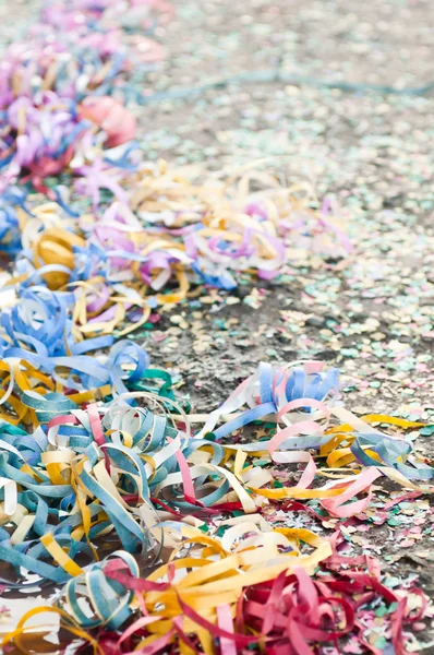 Confettis et banderoles — Photo