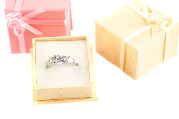 Zaręczynowy diament — Zdjęcie stockowe