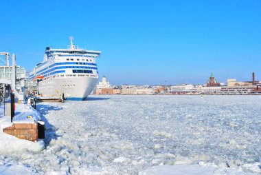 Helsinki seaport kış