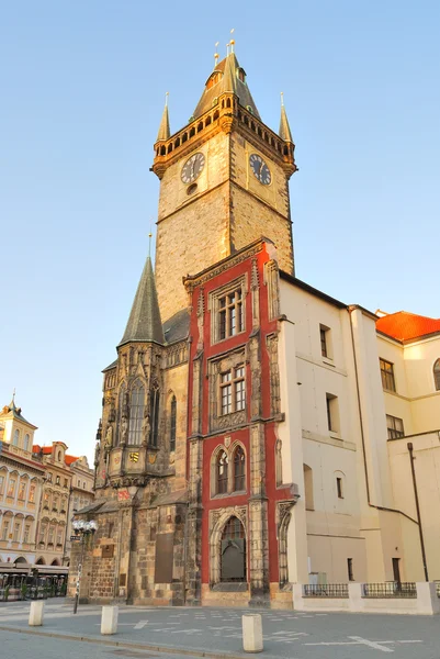 Прага. Старая ратуша на рассвете — стоковое фото
