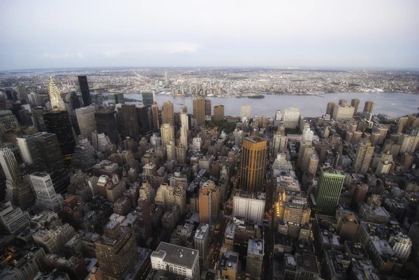 高高的摩天大楼的纽约城 — 图库照片