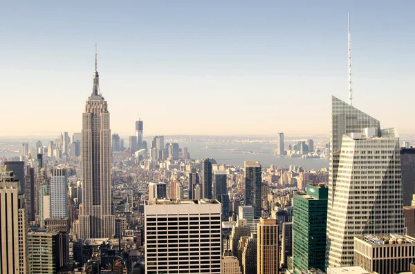 Manhattan wolkenkrabbers, symbolen van new york — Stockfoto