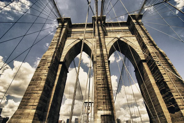 Бруклинский мост, Нью-Йорк — стоковое фото