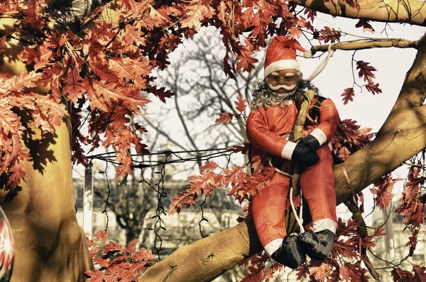 Weihnachtsdekoration in Paris — Stockfoto