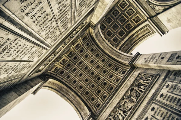 Detalhe arquitetônico do Arco do Triunfo em Paris — Fotografia de Stock