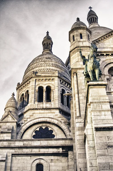 Αρχιτεκτονική λεπτομέρεια του Παρισιού το χειμώνα — Φωτογραφία Αρχείου