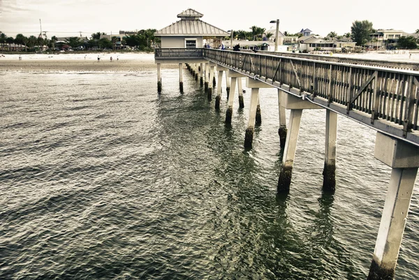 Pier em Fort Myers, Flórida — Fotografia de Stock