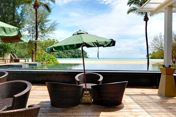 Venkovní restaurace na luxusní hotel, phuket, Thajsko — Stock fotografie
