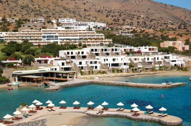 Kumsalda lüks otel, crete, Yunanistan