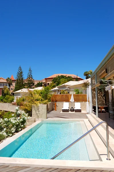 Swimming pool at the luxury villa, Tenerife island, Spain — Stock Photo, Image