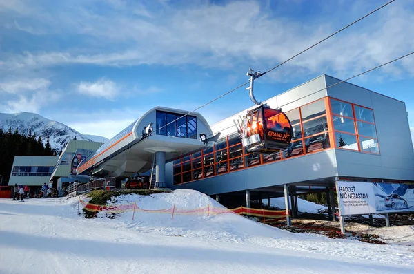 Jasna-Ocak 9: Jasna düşük Tatras s en büyük kayak merkezi olduğunu. — Stok fotoğraf