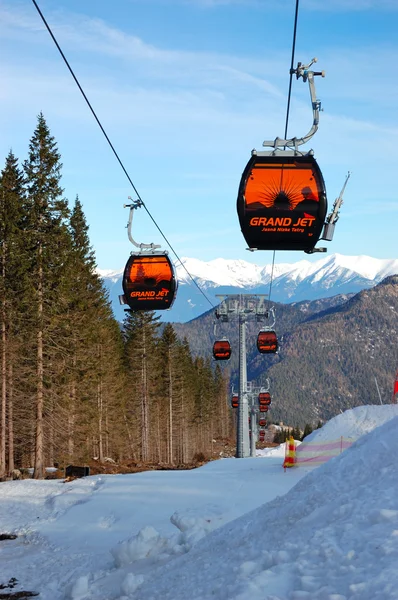 Jasna-januar 9: jasna niederen Tatra ist das größte Skigebiet in s — Stockfoto