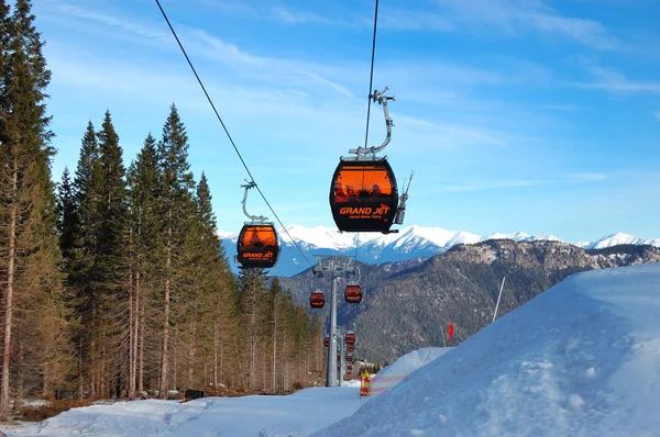 Jasna-9 januari: Jasna lage Tatra is het grootste skigebied in S — Stockfoto