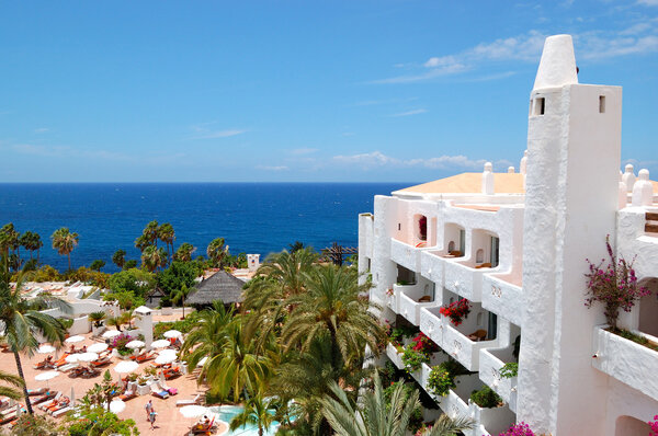 Роскошный отель восточного стиля с видом на море, остров Тенерифе
,