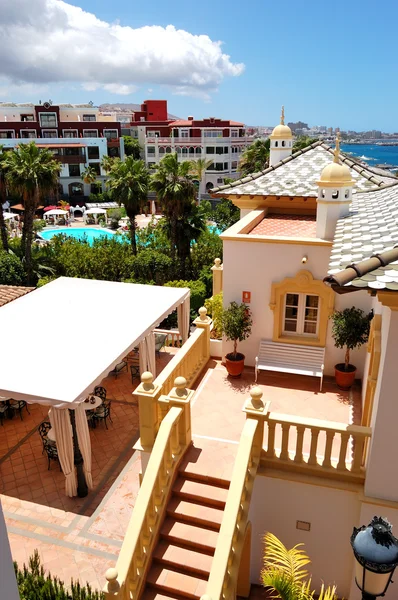 View on the villa with outdoor jacuzzi, Tenerife island, Spain — Stock Photo, Image
