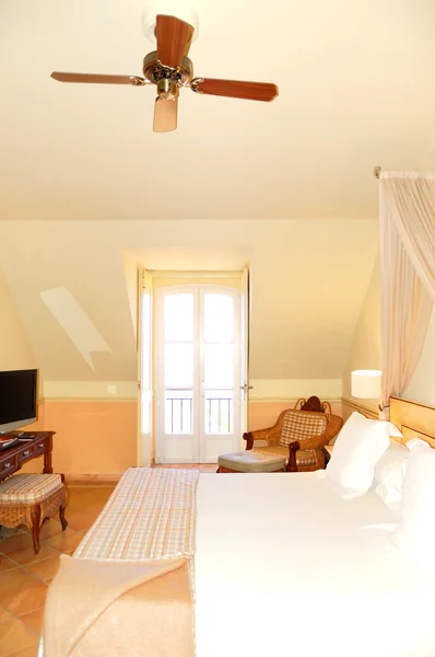 Мбаппе в роскошном отеле на острове Тенерифе, Испания — стоковое фото