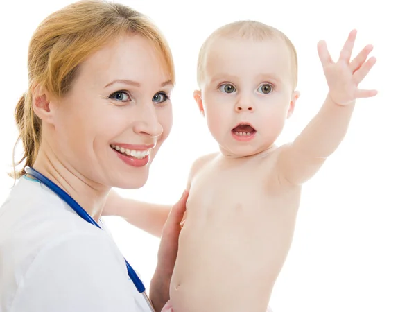 Arts houden een baby in haar armen op een witte achtergrond. Rechtenvrije Stockfoto's