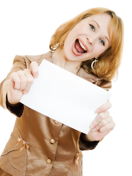 Mutlu bir kadın beyaz arka plan üzerinde izole boş tabela gösteriliyor — Stok fotoğraf