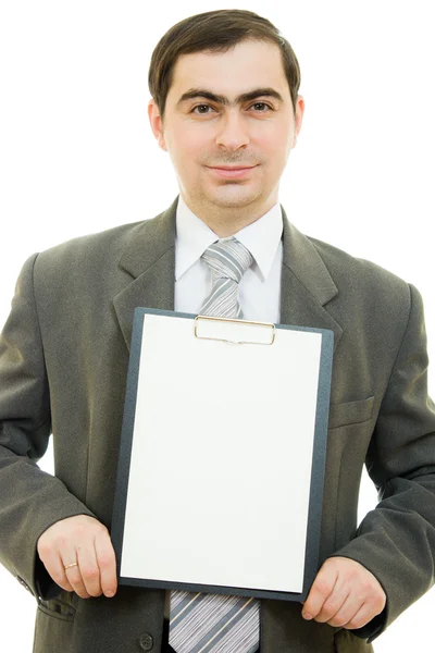 Ein Geschäftsmann mit einem weißen Blatt Papier auf weißem Hintergrund. — Stockfoto