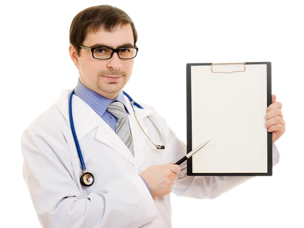 Чоловік лікар з чистим аркушем паперу на білому тлі . — стокове фото
