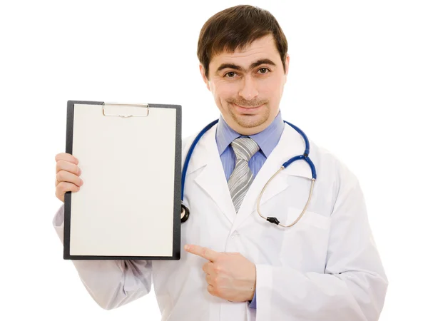 Férfi orvos-val egy üres papírlapot a fehér háttér. — Stock Fotó
