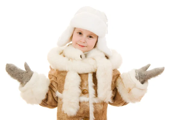 La chica en ropa de abrigo muestra sus manos sobre un fondo blanco . — Foto de Stock