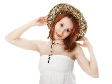 mutlu güzel seksi genç kadın beyaz elbise ve beyaz arka plan üzerinde izole şapka.