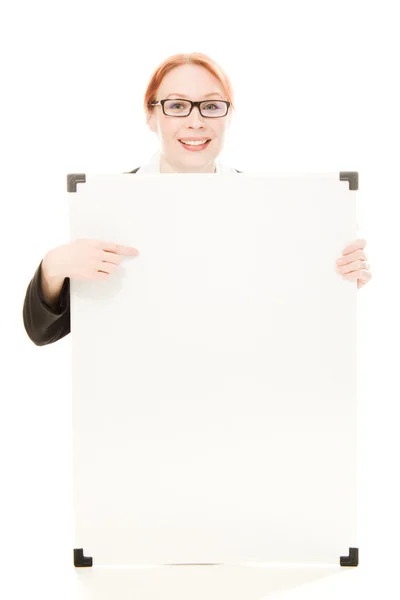 Empresária com óculos segurando placa branca sinal . — Fotografia de Stock