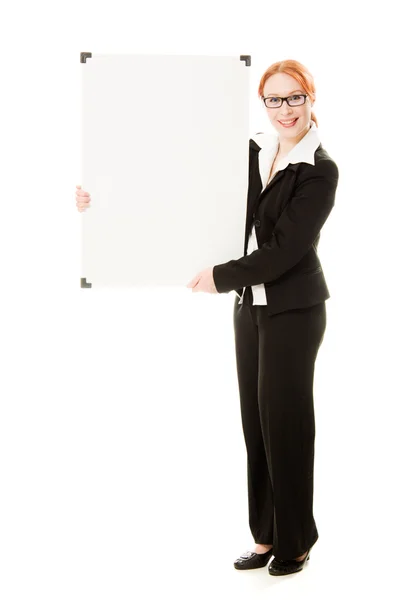 Iş kadını holding boş beyaz tahta işaret. — Stok fotoğraf