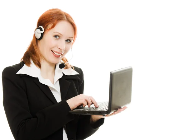 Vrouw exploitant hulplijn met laptop op een witte achtergrond — Stockfoto