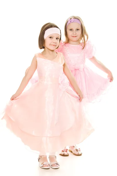 Dois amigos em um vestido rosa — Fotografia de Stock