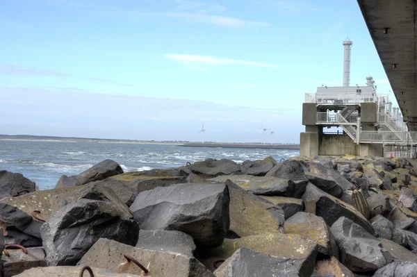 Dam, sea and wind green energy in Zeeland — Stock Photo, Image