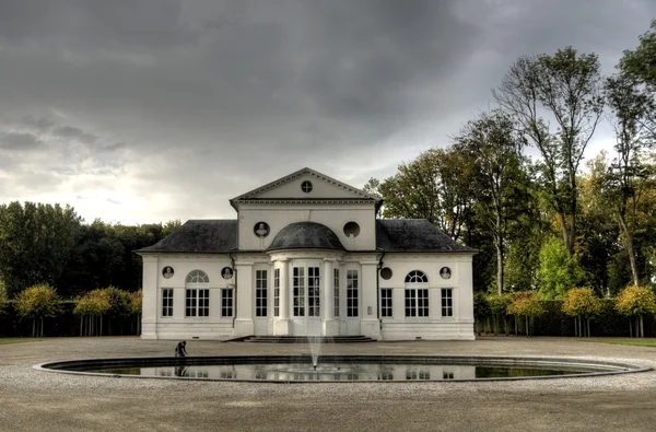 Kasteel en park seneffe in Wallonië — Stockfoto