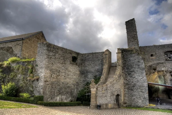 ベルギーでのブイヨンの中世の城 — ストック写真
