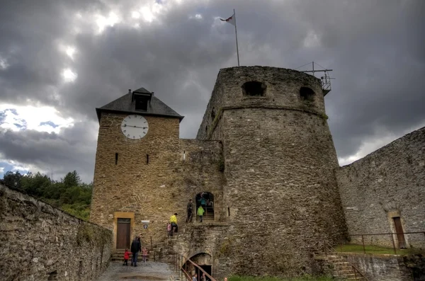 Średniowieczny zamek Bouillon w Belgii — Zdjęcie stockowe