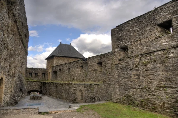 Bouillon medeltida slott i Belgien — Stockfoto