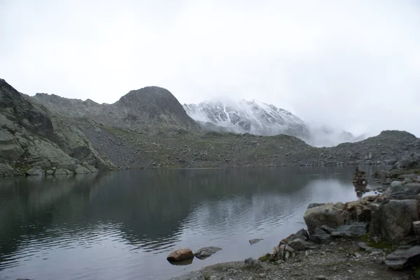 Yaz aylarında frensh alpes hiking — Stok fotoğraf