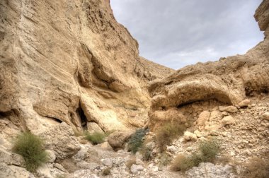 Ölü Deniz kenarında Judean desert