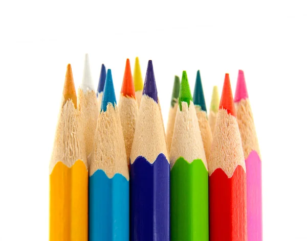 彩色铅笔在一张白纸被隔绝 — 图库照片